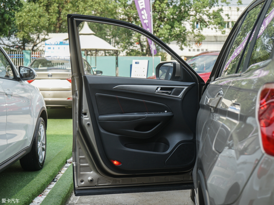 2016LCS75 1.8T ԄӾӢ V