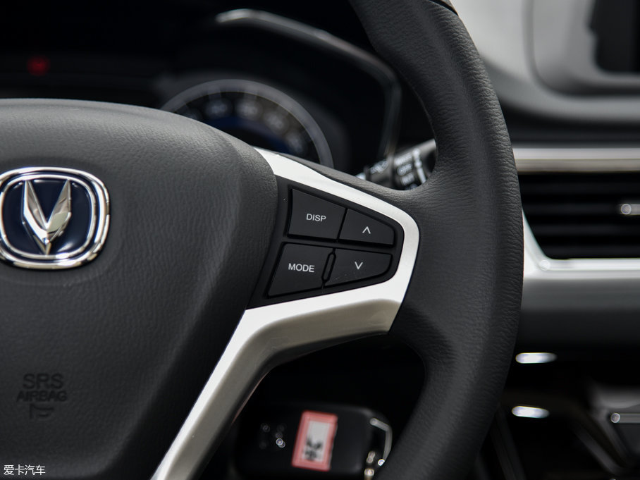 2016���V7 1.0T �քӄ��Y���J�� ��V