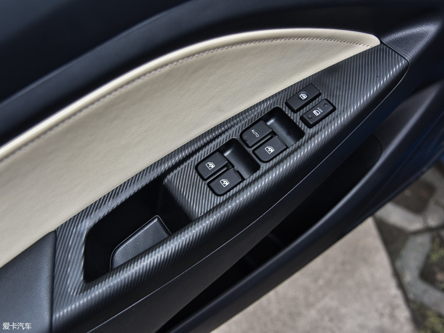 2016���V7 1.0T �ք�(d��ng)���Y���J�� ��(gu��)V