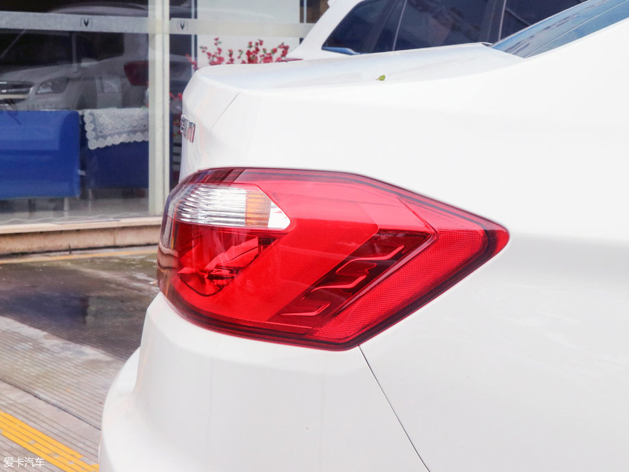 2016V7 1.6L ԄӘ V