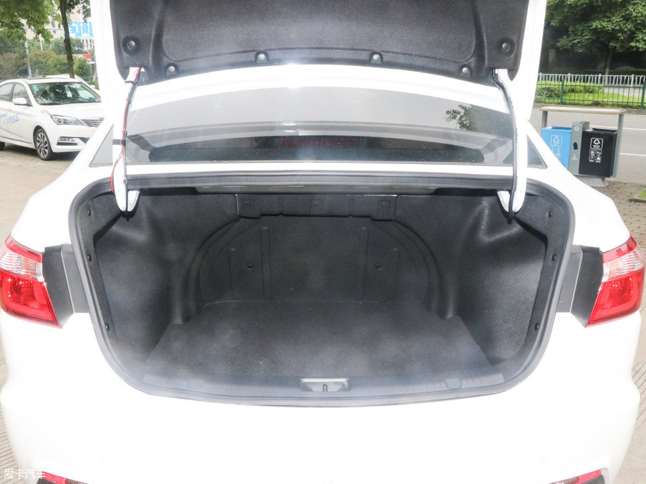 2016V7 1.6L ԄӘ V