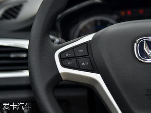 長安乘用車2016款悅翔V7