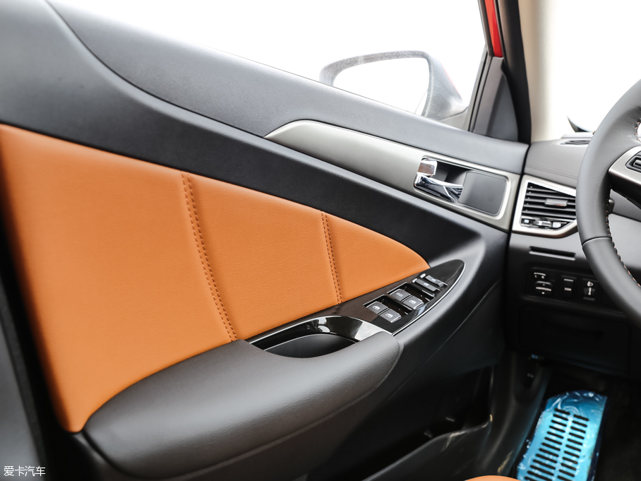 2016݄XT 1.6L GDIքJ