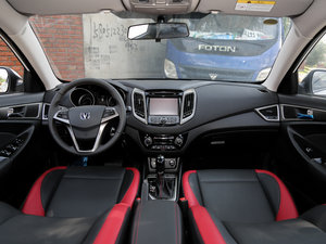 2016款1.6L 自动俊酷型 内饰全景