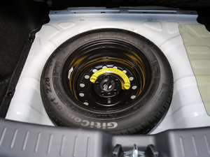 2016款1.6L 自动俊酷型 备胎