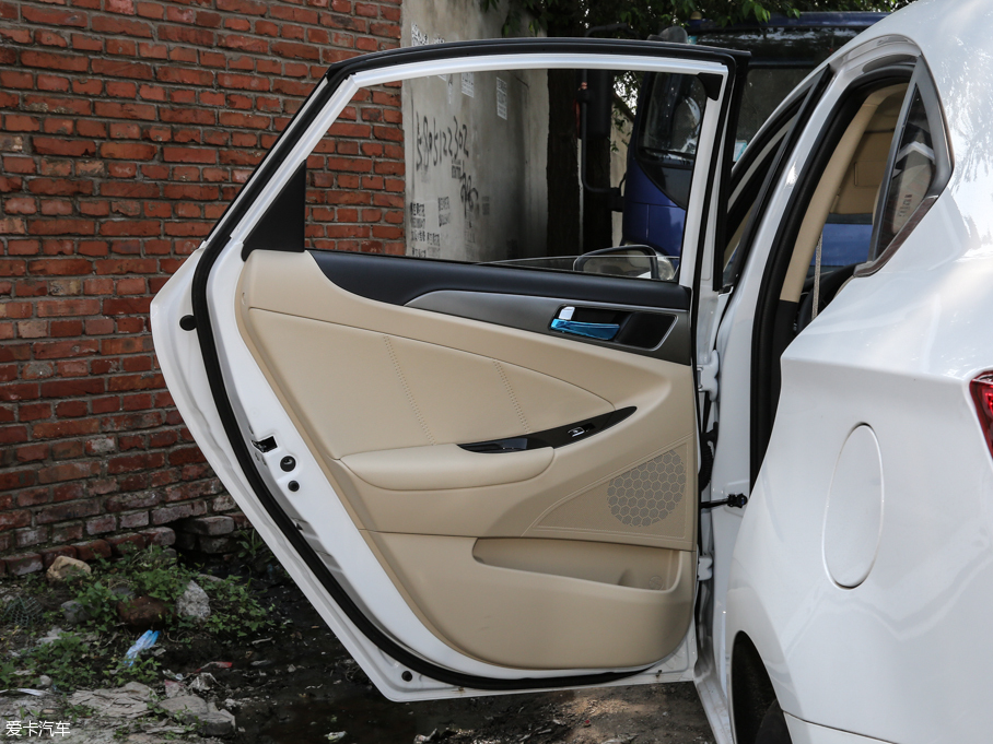 2016ݶ 1.6L Զ