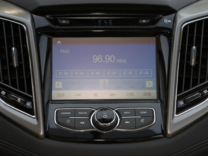 2016款1.6L 自动风尚型 音响调节