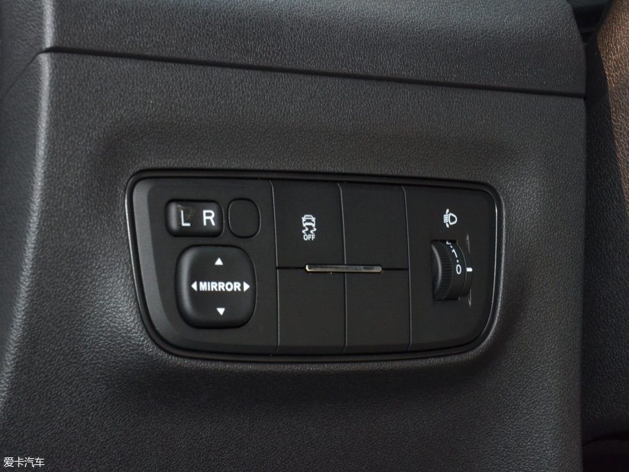 2017LCS35 1.6L ԄӺA