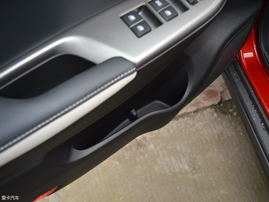 2017LCS35 1.6L ԄӺA