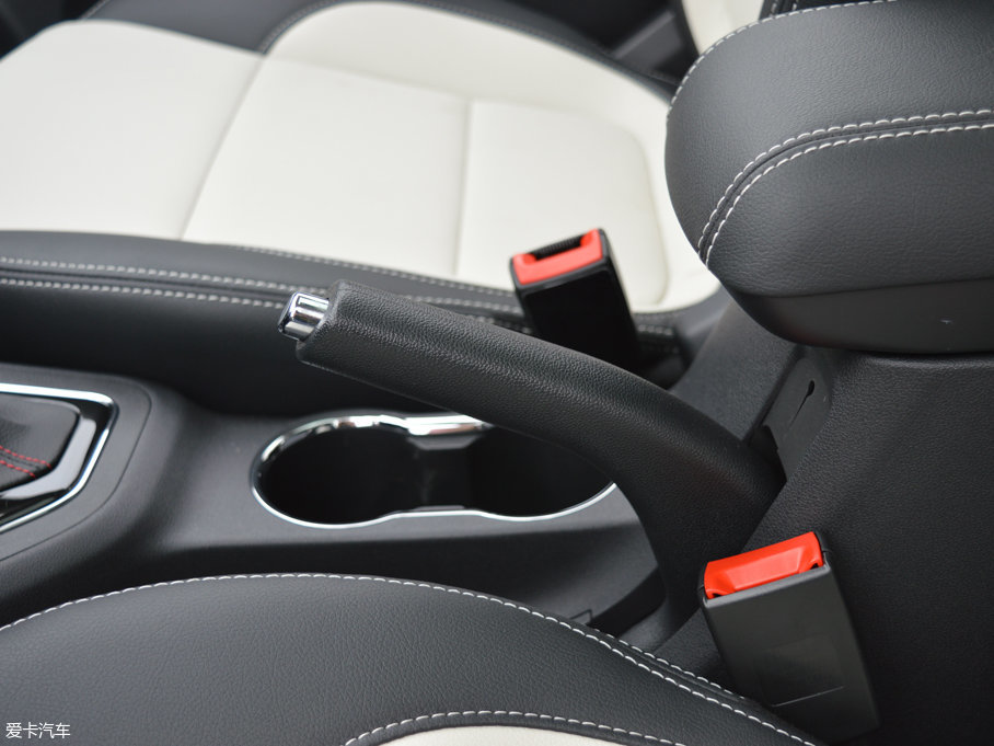 2017���L(zh��ng)��CS35 1.6L �Ԅ�(d��ng)���F��