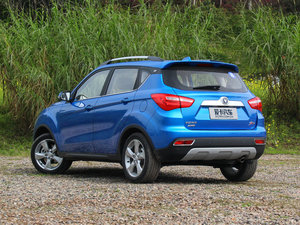 2017款1.6L 自动智领型 左后45度