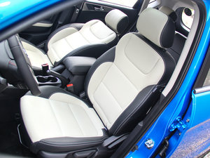 2017款1.6L 自动智领型 主驾驶座椅