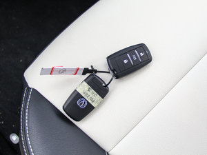 2017款1.6L 自动智领型 车钥匙