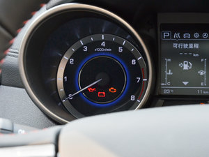 2017款1.6L 自动豪华型 中控区