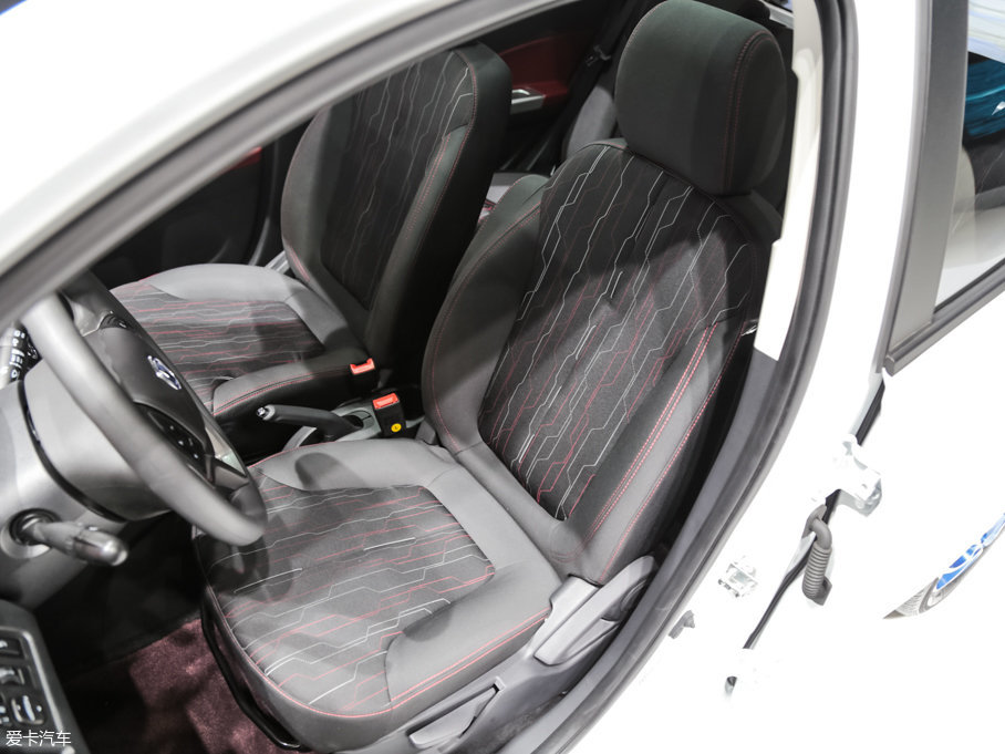 2017���EV ���A�� 210km�m�����