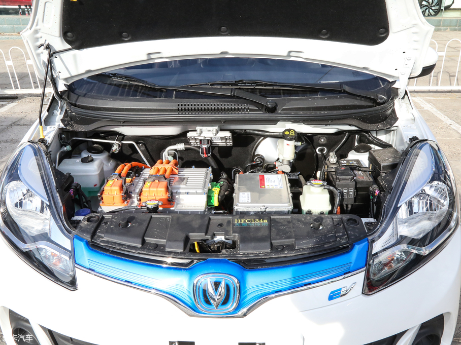 2017EV ˜ 210kmm(x)