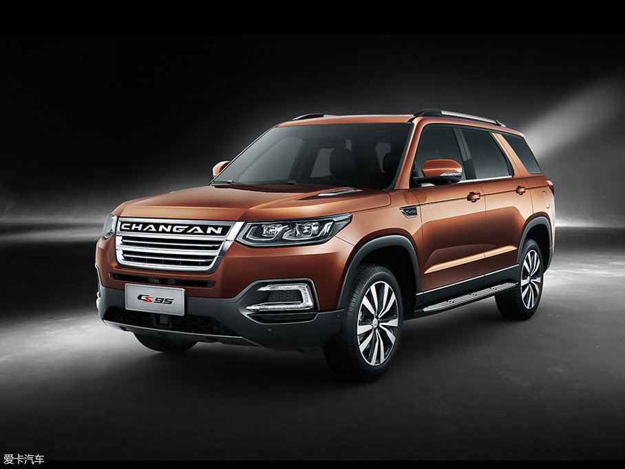 2017款长安cs95360t 自动四驱智驭版