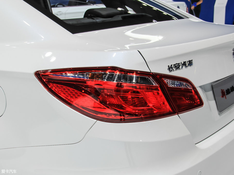 2017݄PHEV {Ӱ 1.6L քI