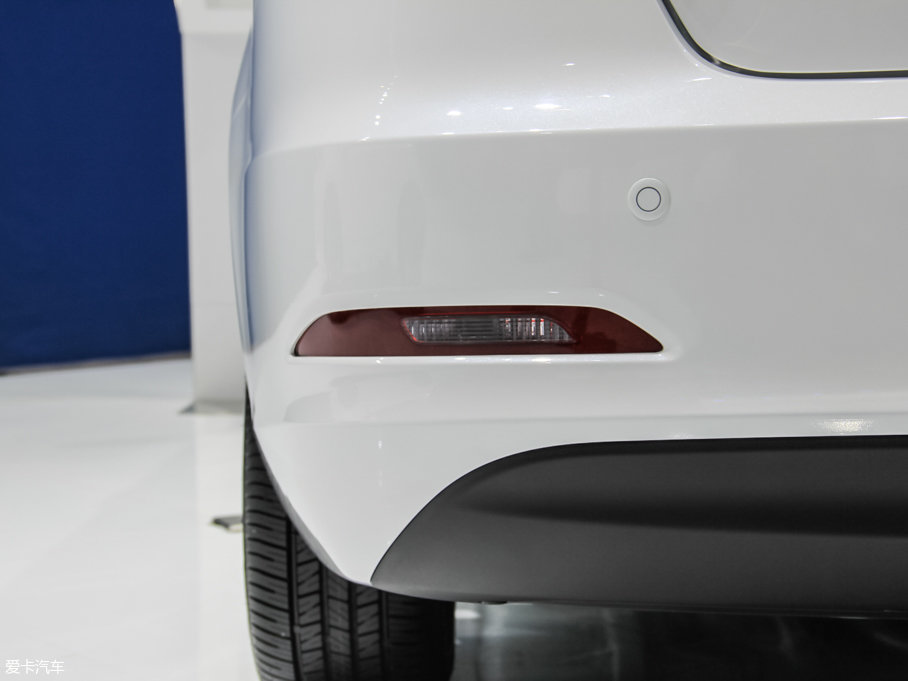 2017݄PHEV {Ӱ 1.6L քI