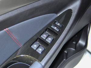 2017款蓝动版 1.6L 手动领航型 中控区