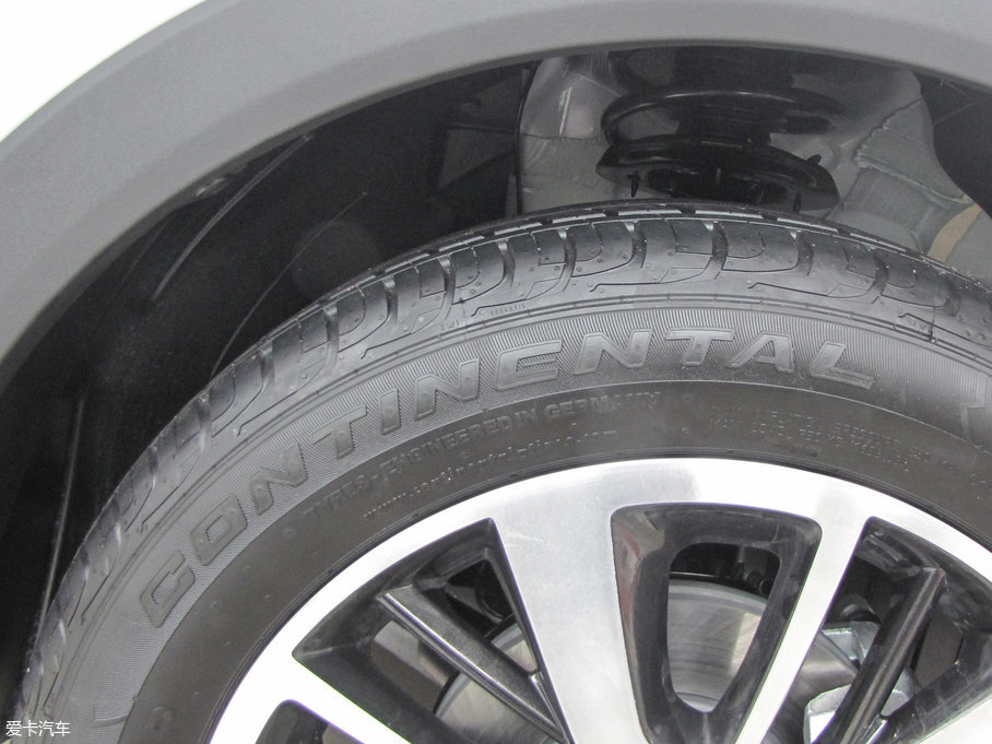 2017���L��CS55 1.5T �ք���ɫ��