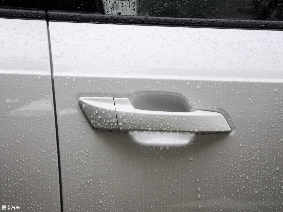 2017���L��CS55 1.5T �ք���ɫ��