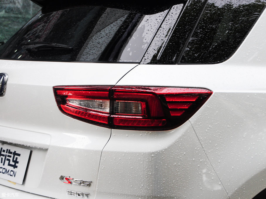 2017���L��CS55 1.5T �ք���ɫ��