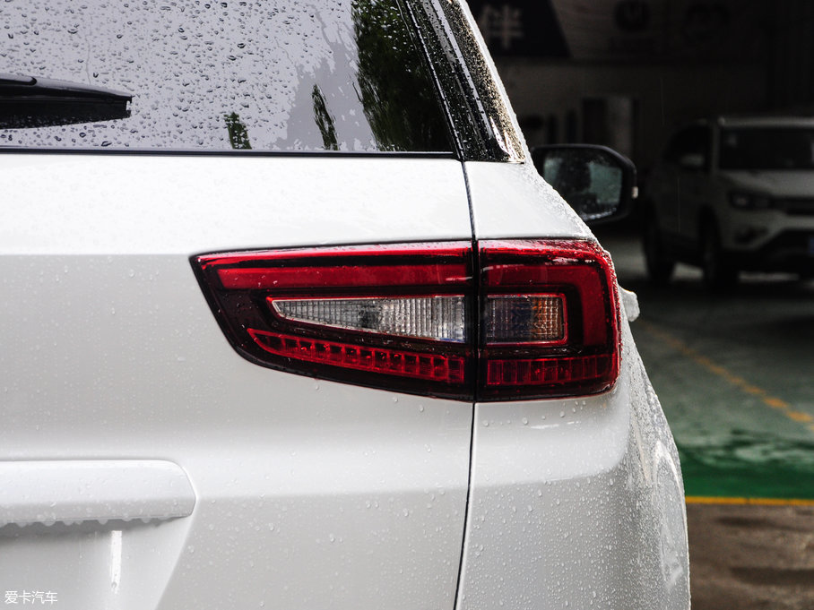 2017���L��CS55 1.5T �ք���ɫ��