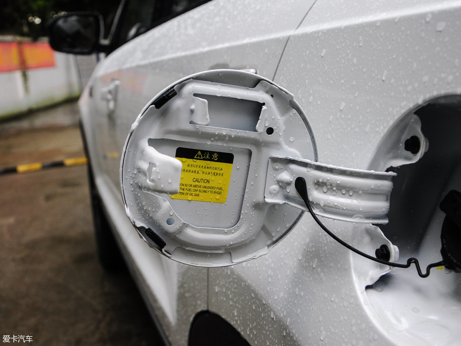 2017���L(zh��ng)��CS55 1.5T �ք�(d��ng)��ɫ��