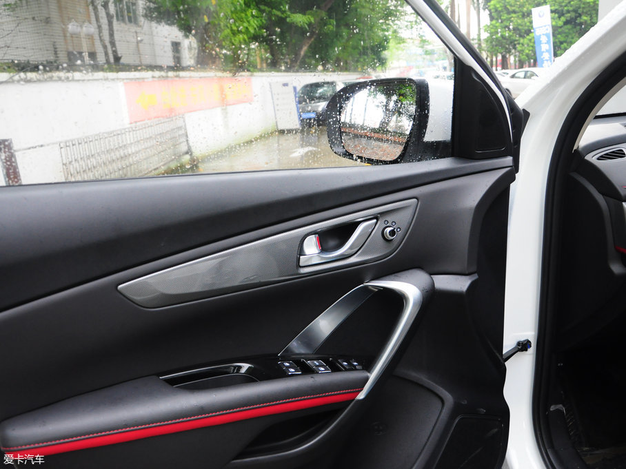 2017L(zhng)CS55 1.5T ք(dng)ɫ