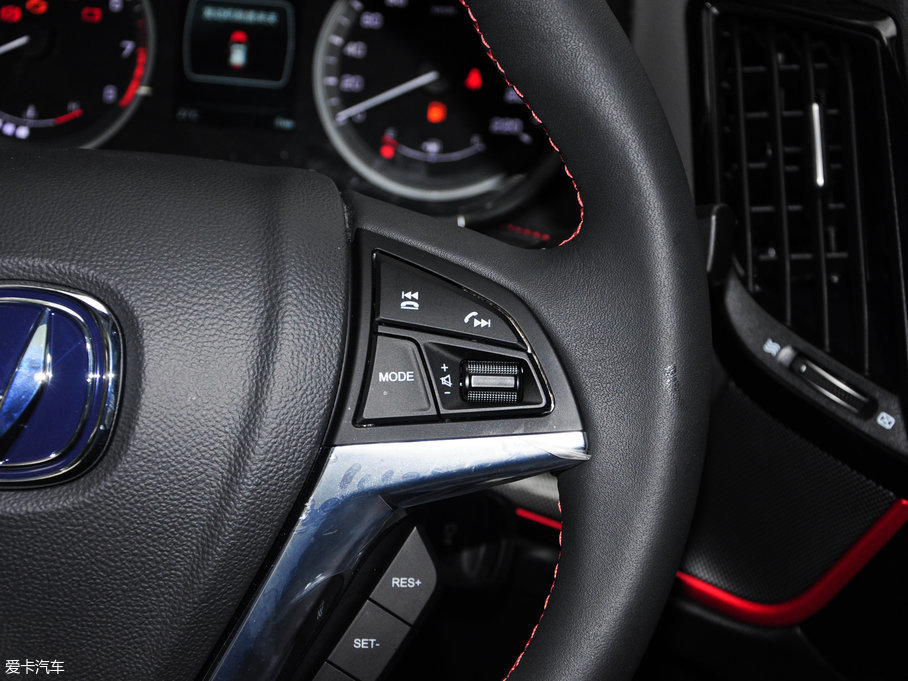 2017���L��CS55 1.5T �ք���ɫ��