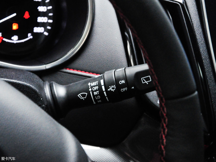 2017���L��CS55 1.5T �ք���ɫ��