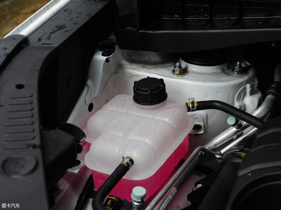 2017���L��CS55 1.5T �ք���ɫ��