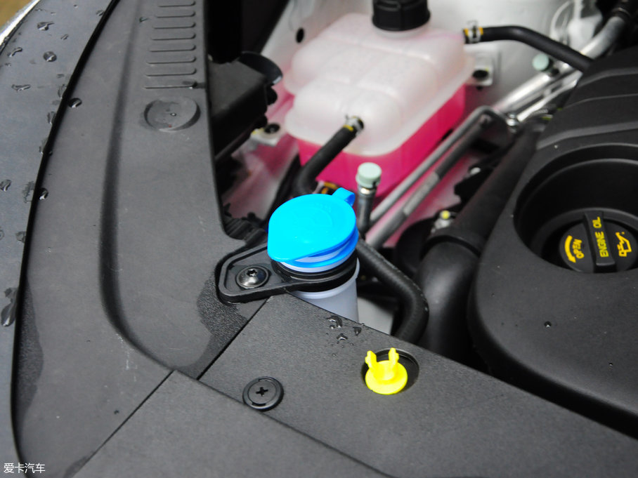 2017���L��CS55 1.5T �ք���ɫ��