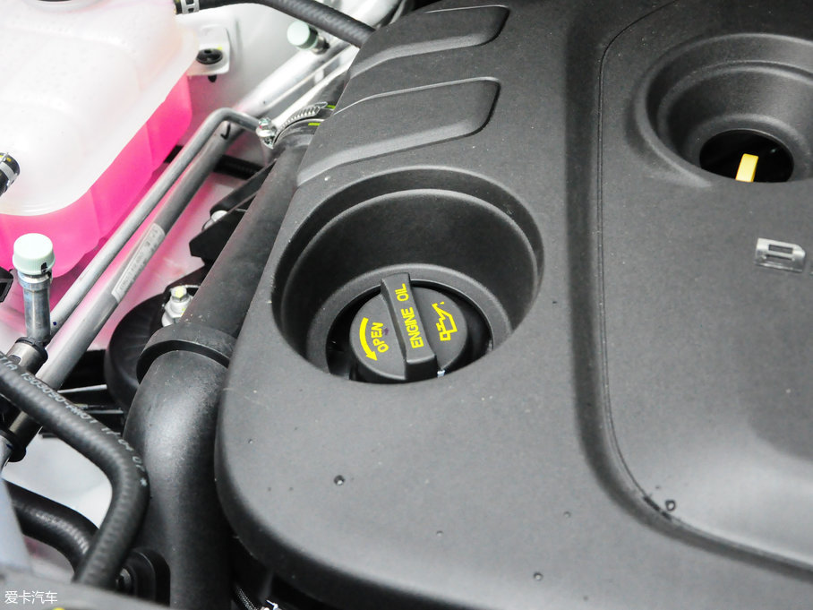 2017���L��CS55 1.5T �ք���ɫ��