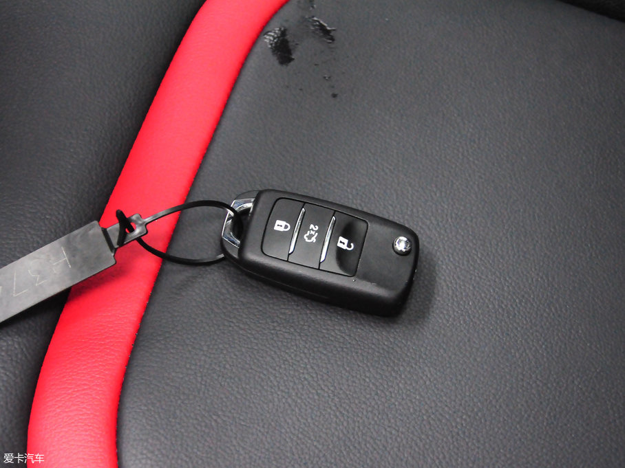 2017���L��CS55 1.5T �ք�(d��ng)��ɫ��