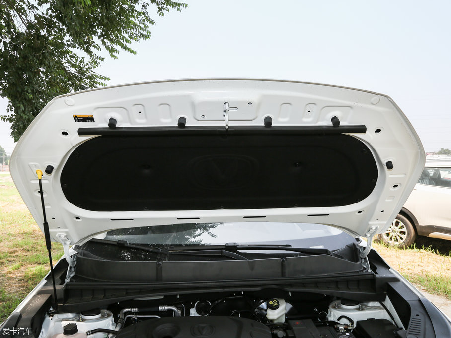 2017���L(zh��ng)��CS55 1.5T �ք�(d��ng)��ɫ��