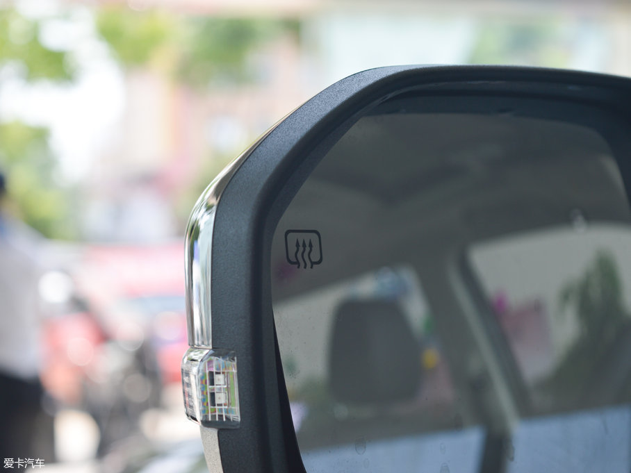 2017���L��CS55 1.5T �ք���ɫ��