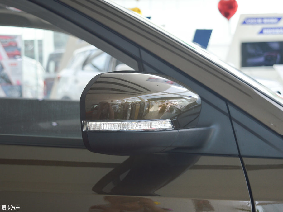 2017���L��CS55 1.5T �ք���ɫ��