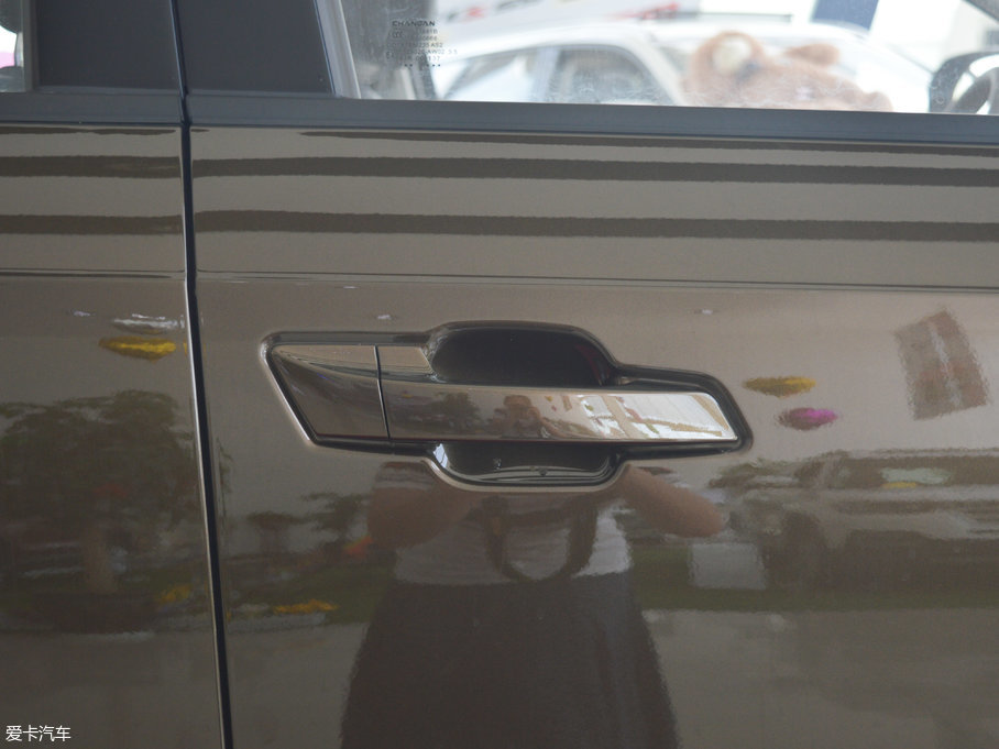 2017���L��CS55 1.5T �ք���ɫ��