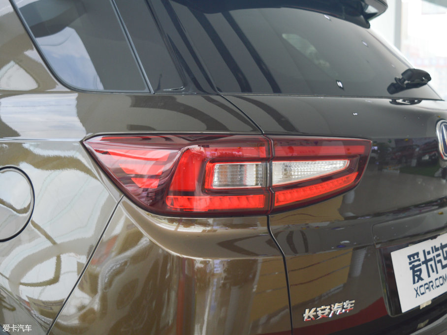 2017���L��CS55 1.5T �ք���ɫ��