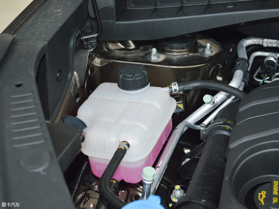 2017���L��CS55 1.5T �ք���ɫ��