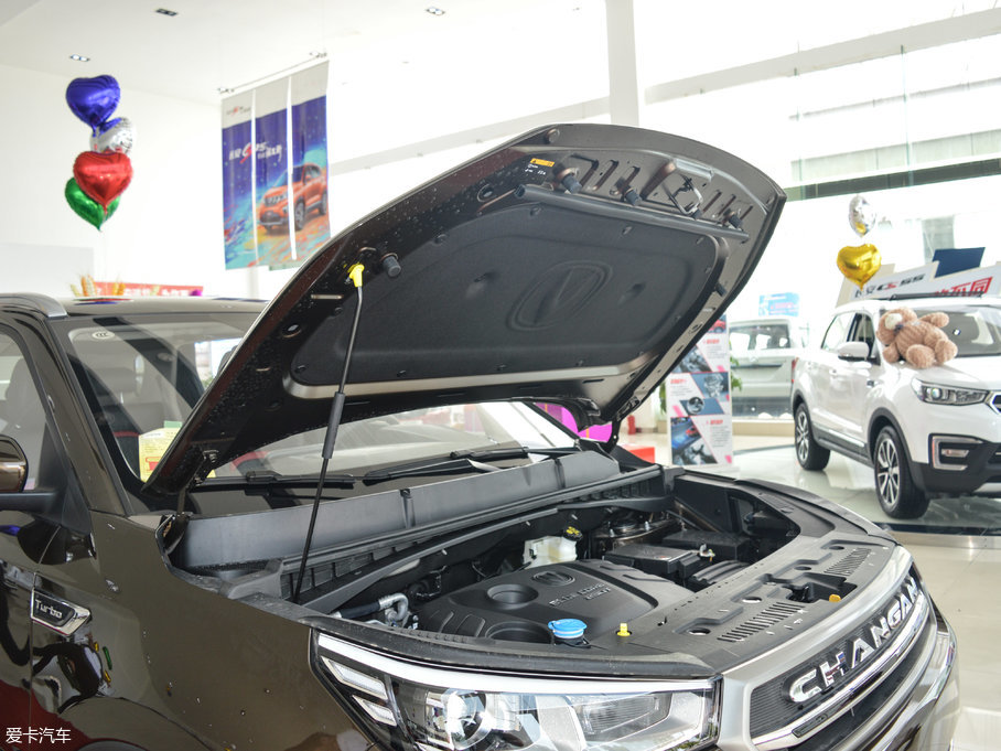 2017���L��CS55 1.5T �ք���ɫ��