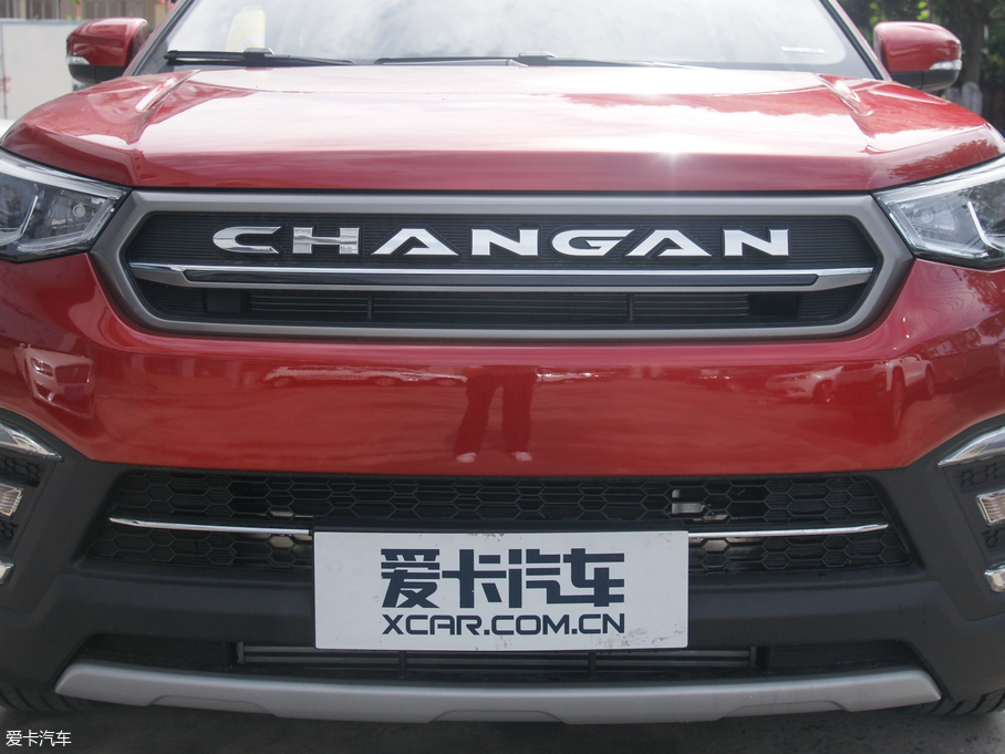 2017���L��CS55 1.5T �Ԅ���ɫ��