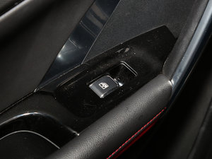 2017款1.5T 自动炫耀型 中控区