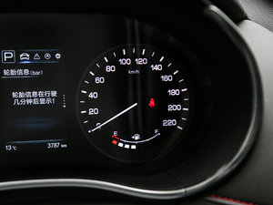 2017款1.5T 自动炫耀型 中控区