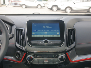 2017款1.5T 自动炫色型 中控区