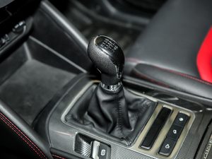 2017款1.5T 手动炫酷型 换挡杆