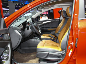 2016款1.6L GDI自动锐酷型 空间座椅