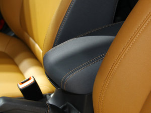 2016款1.6L GDI自动锐酷型 空间座椅
